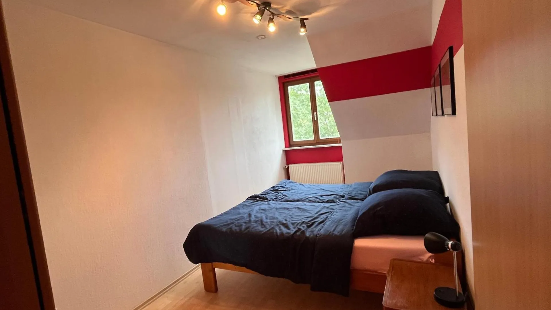 Kleine Bauernhof-Wohnung Im Stadtbusbereich Coburg 0*,  Germany